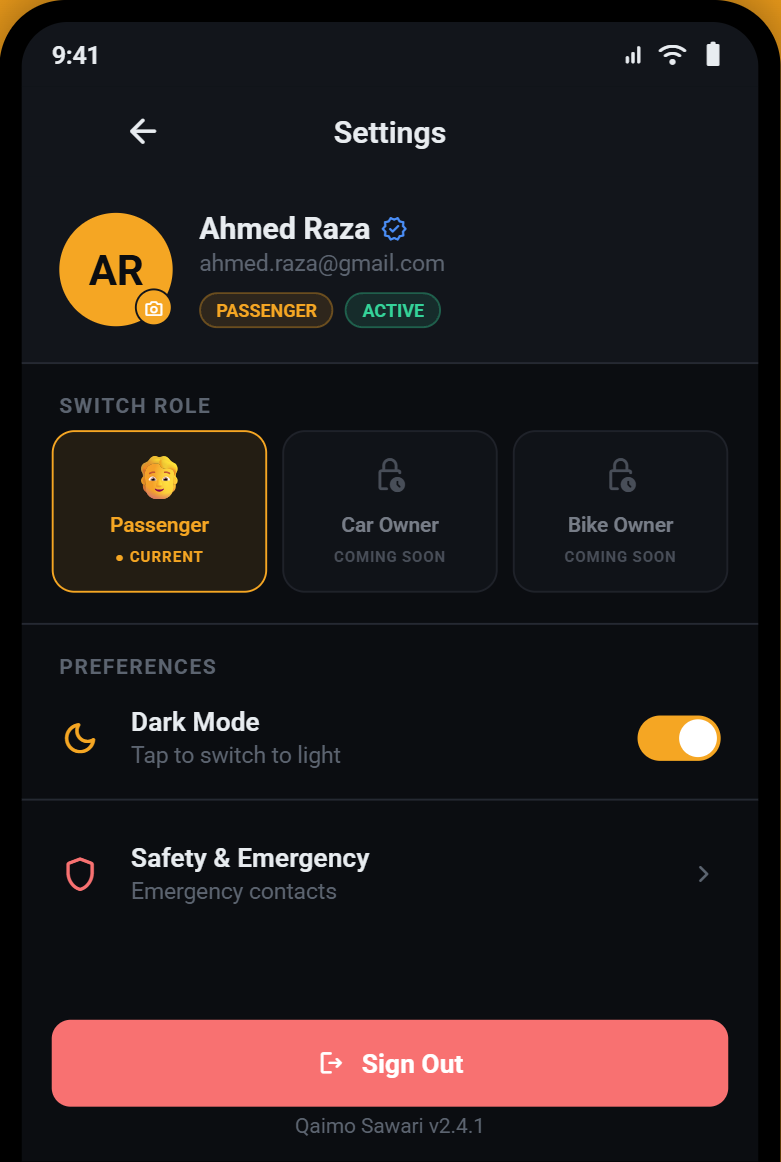 Settings screen with role switch and dark mode